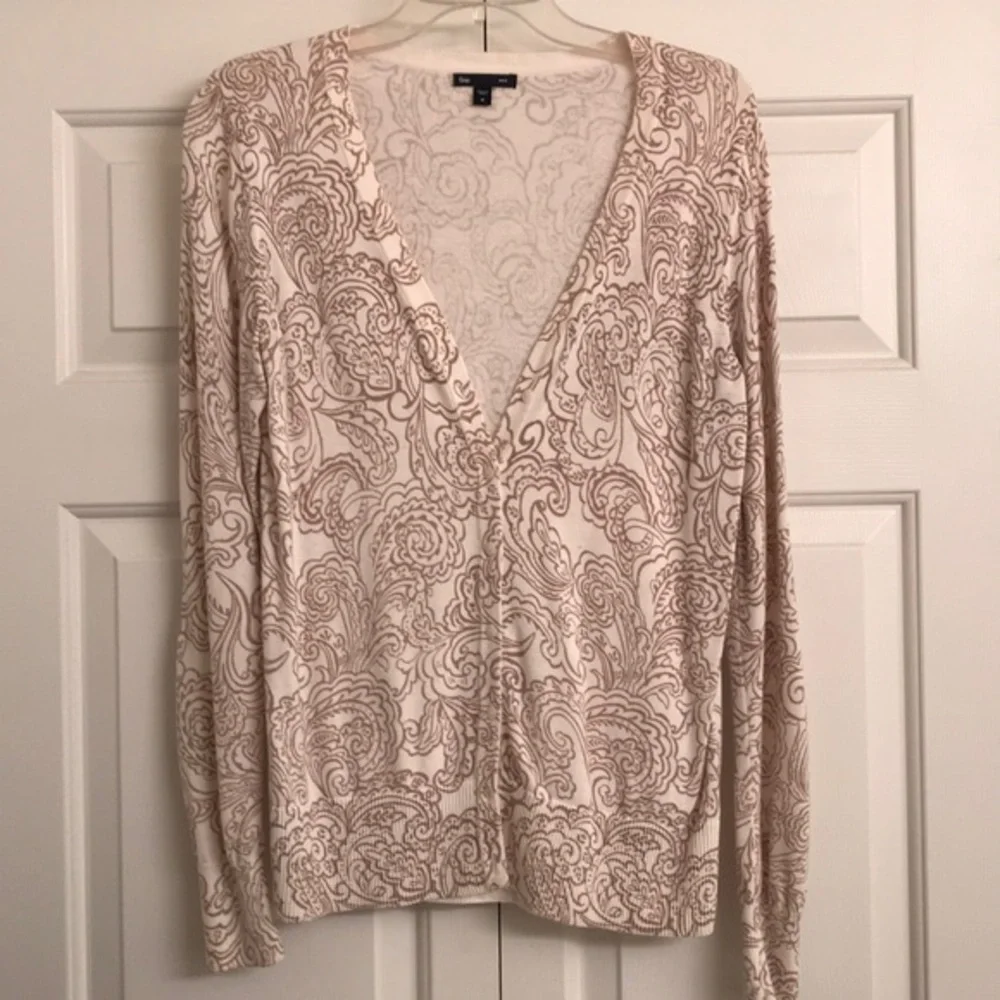 💜 Tops 3/$15- add to bundle for price